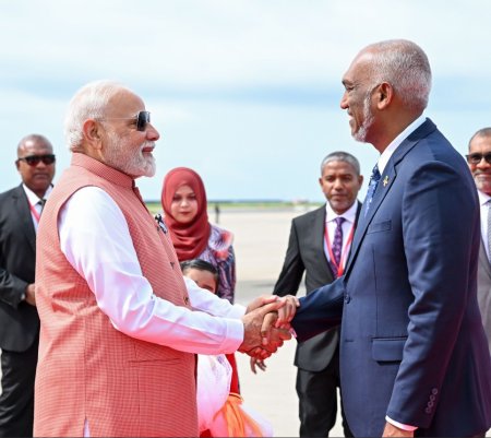 އިންޑިޔާއިން ރާއްޖެ އެތެރެކުރާ ޑީސަލާއި ޕެޓްރޯލުން ނަގާ ޓެކްސް ކަނޑާލައިފި